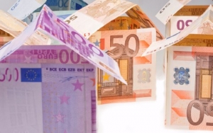 &Alpha;&kappa;ί&nu;&eta;&tau;&alpha;: &Epsilon;&rho;&chi;&omicron;&nu;&tau;&alpha;&iota; &tau;&omicron; &chi;&alpha;&rho;ά&tau;&sigma;&iota; &kappa;&alpha;&iota; &omicron; &Phi;&Alpha;&Pi;