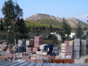 &Alpha;ύ&xi;&eta;&sigma;&eta; 0,6% &tau;&omega;&nu; &tau;&iota;&mu;ώ&nu; &tau;&omega;&nu; &omicron;&iota;&kappa;&omicron;&delta;&omicron;&mu;&iota;&kappa;ώ&nu; &upsilon;&lambda;&iota;&kappa;ώ&nu; &tau;&omicron; 2012