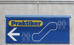&Alpha;ί&tau;&eta;&sigma;&eta; &pi;&tau;ώ&chi;&epsilon;&upsilon;&sigma;&eta;&sigmaf; &epsilon;&tau;&omicron;&iota;&mu;ά&zeta;&epsilon;&iota; &eta; Praktiker AG